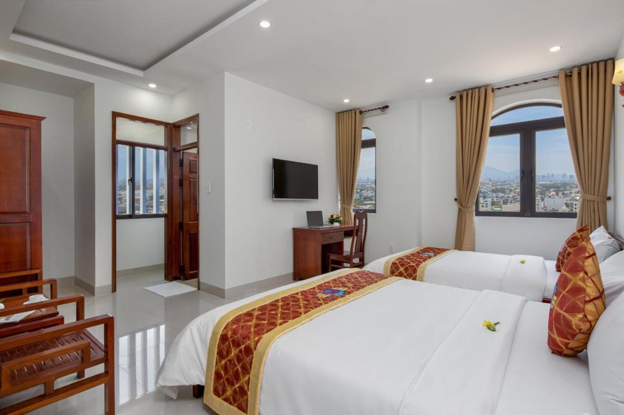 Khach San Pham Gia Da Nang Hotel Exterior photo